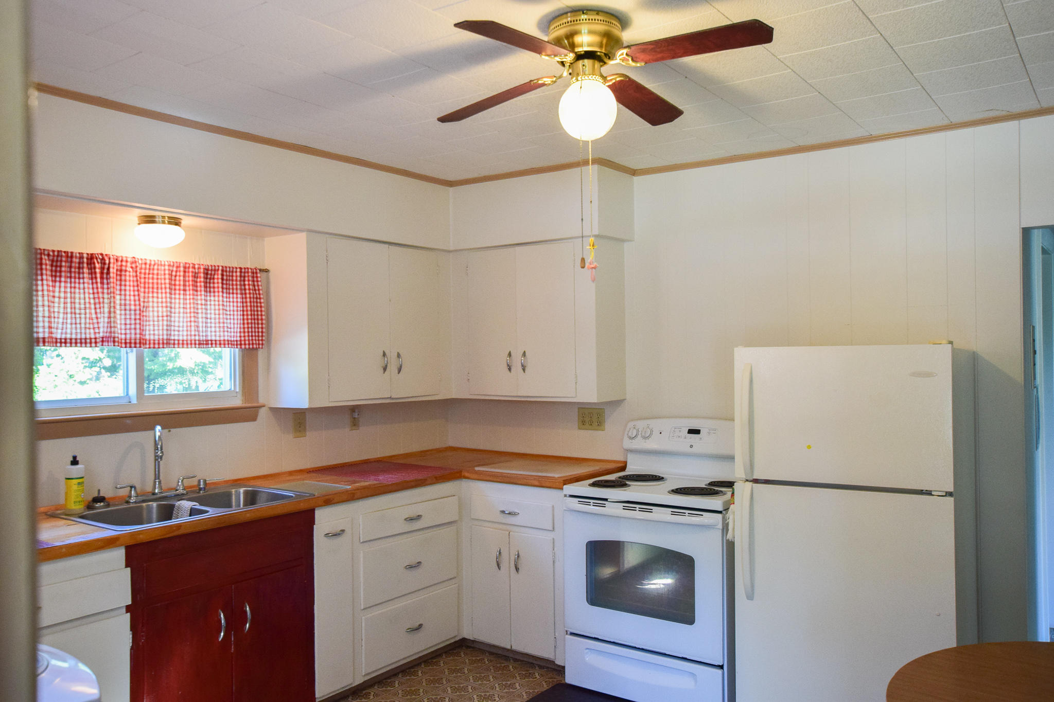 216 Bates Street Millinocket, ME 04462 - Photo 21 of 21 DSC_3521-3
