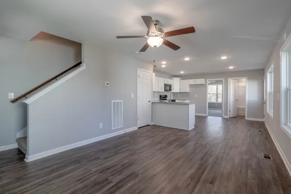 $1,425 | 161 Hadley Drive, Unit B, Clarksville, TN 37042