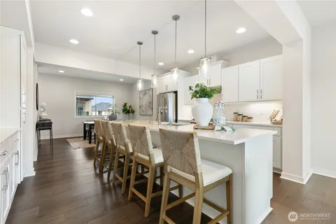 $1,225,000 | 1429 8th Avenue Northeast, Unit 8, Issaquah, WA 98029