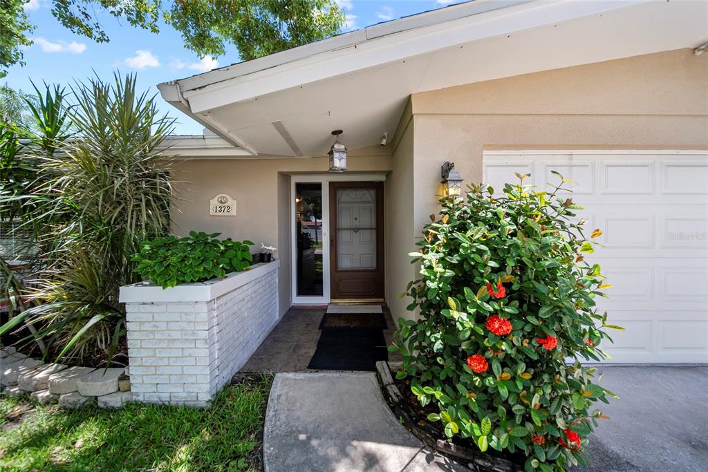 1372 South Hillcrest Ave  