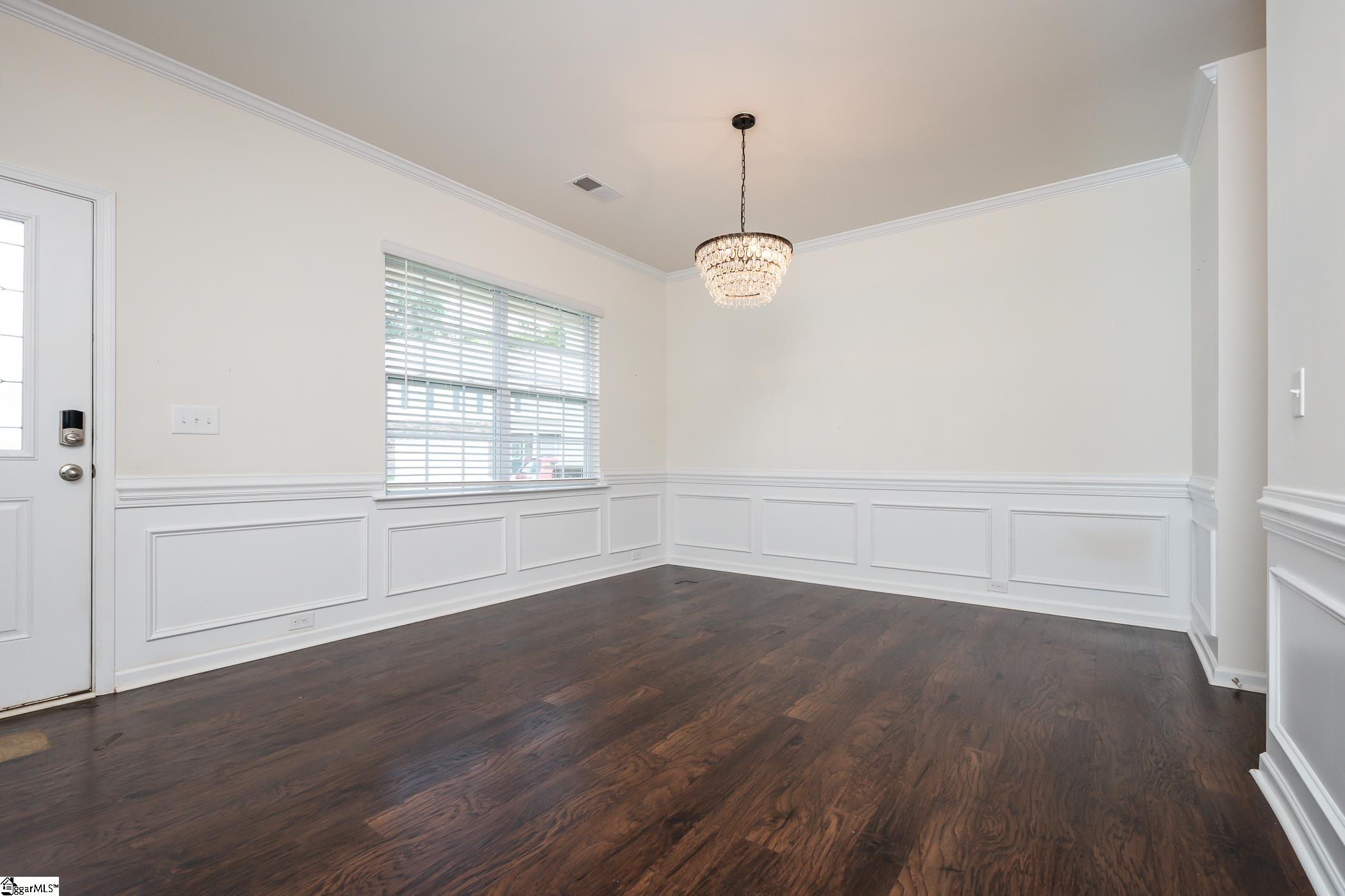233 Addlestone Circle Fountain Inn, SC 29644 - Photo 4 of 32 Gallery Image 4