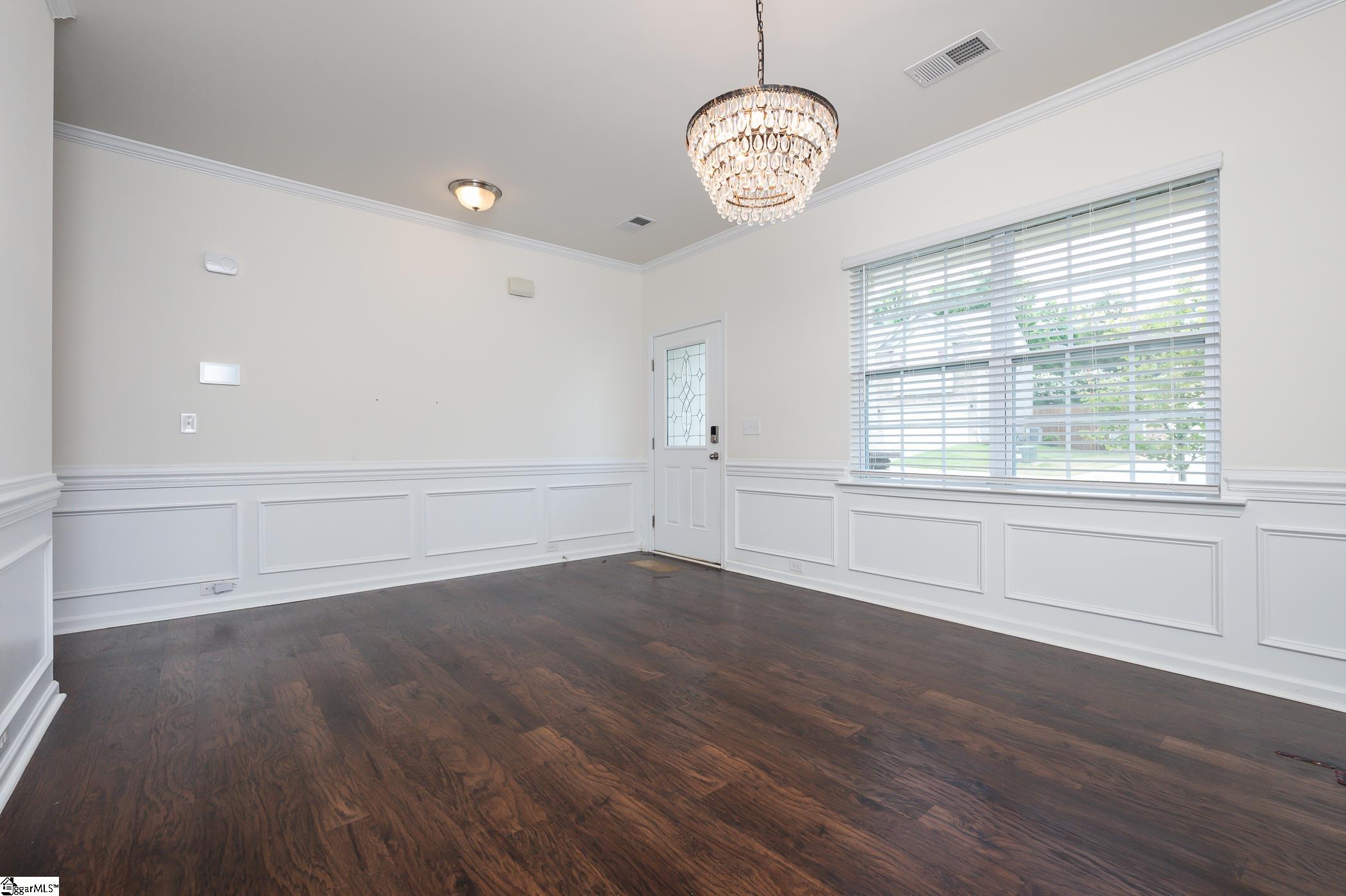 233 Addlestone Circle Fountain Inn, SC 29644 - Photo 5 of 32 Gallery Image 5