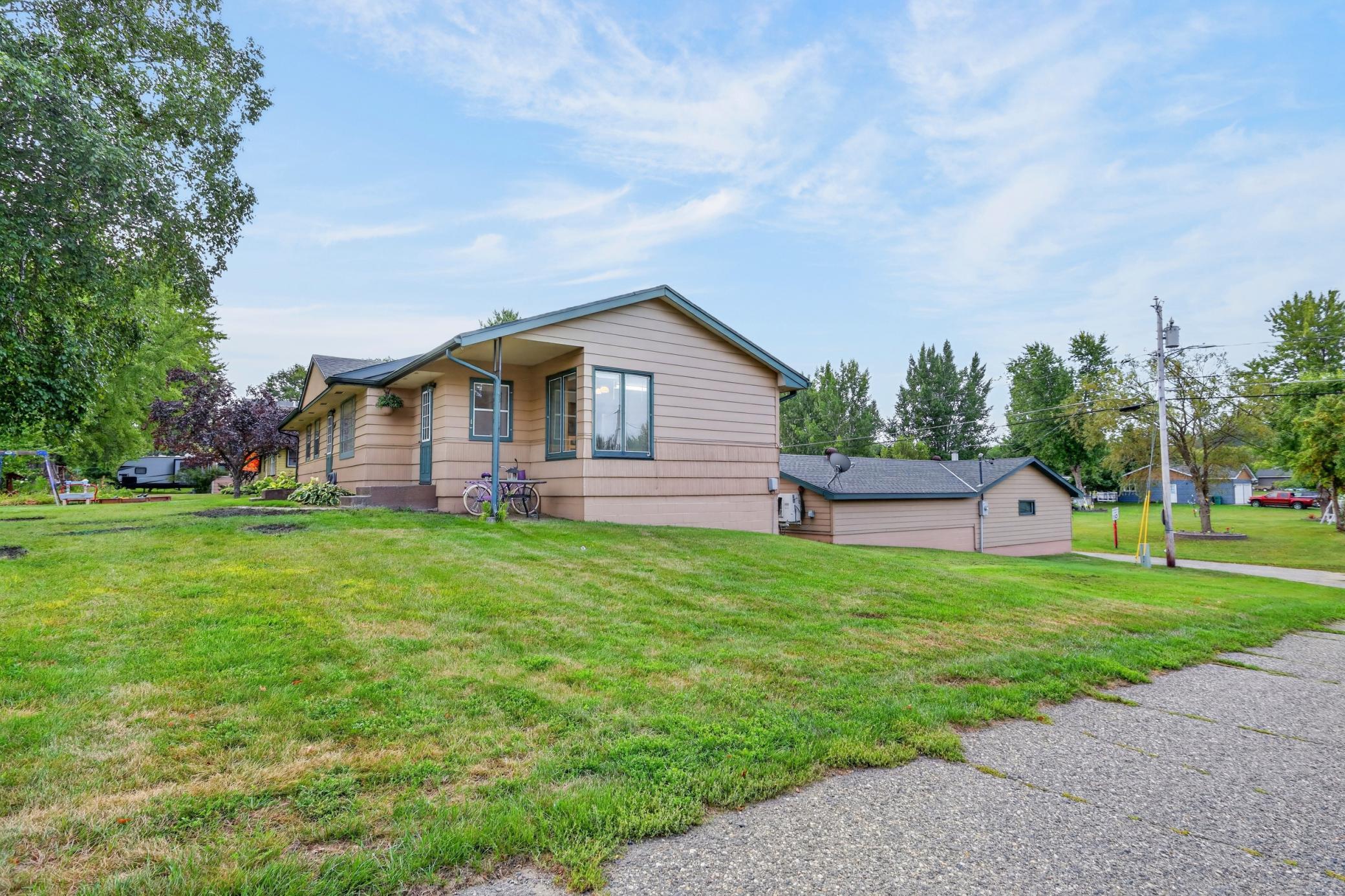 408 Mitchell Street Coleraine, MN 55722 - Photo 6 of 45 Gallery Image 6