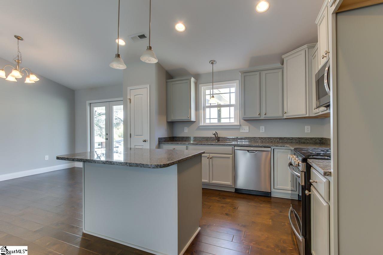 526 Reid School Road Taylors, SC 29687 - Photo 12 of 35 Gallery Image 12