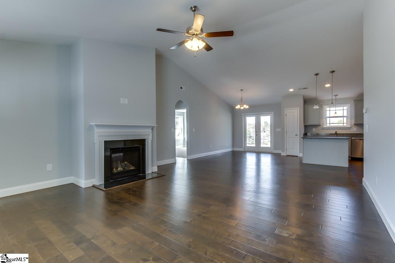 526 Reid School Road Taylors, SC 29687 - Photo 8 of 35 Gallery Image 8