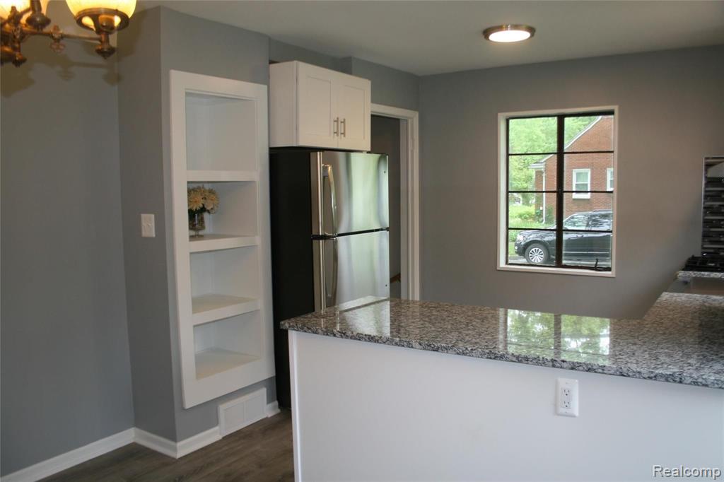 411 Coolidge Road Birmingham, MI 48009 - Photo 5 of 9 Gallery Image 5