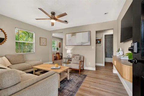 $299,000 | 824 59th Avenue Northeast, St. Petersburg, FL 33703