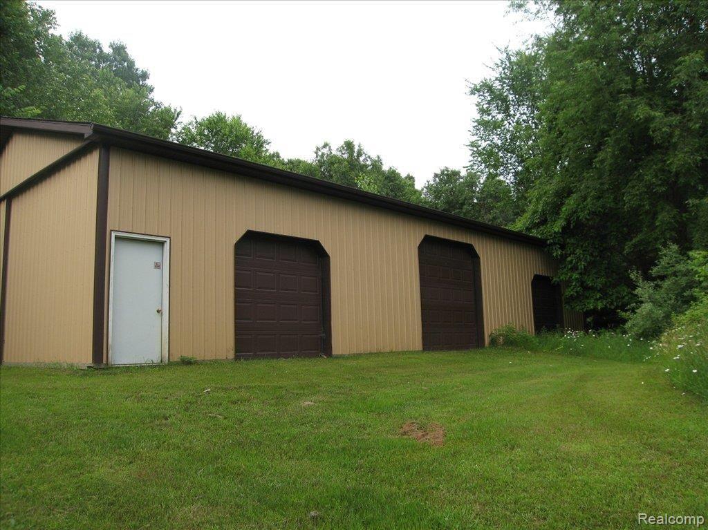 3595 Baldwin Road Metamora, MI 48455 - Photo 25 of 25 Pole Barn