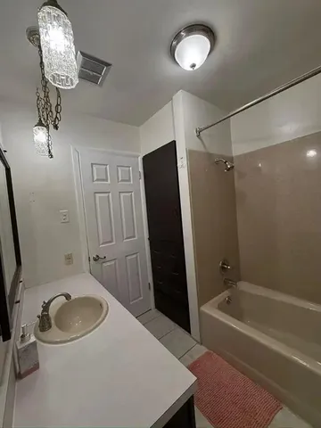 $115,000 | 625 West Oak Street, Independence, KS 67301