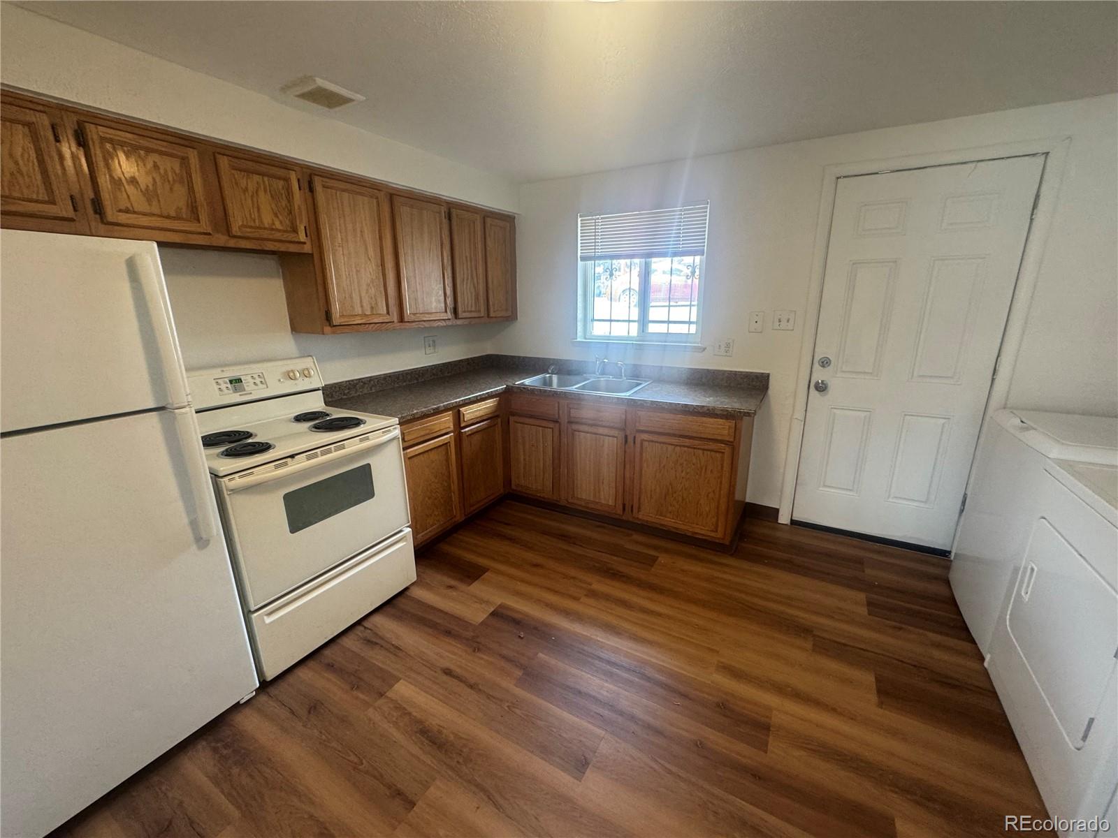 9041 West 45th Place Wheat Ridge, CO 80033 - Photo 9 of 10