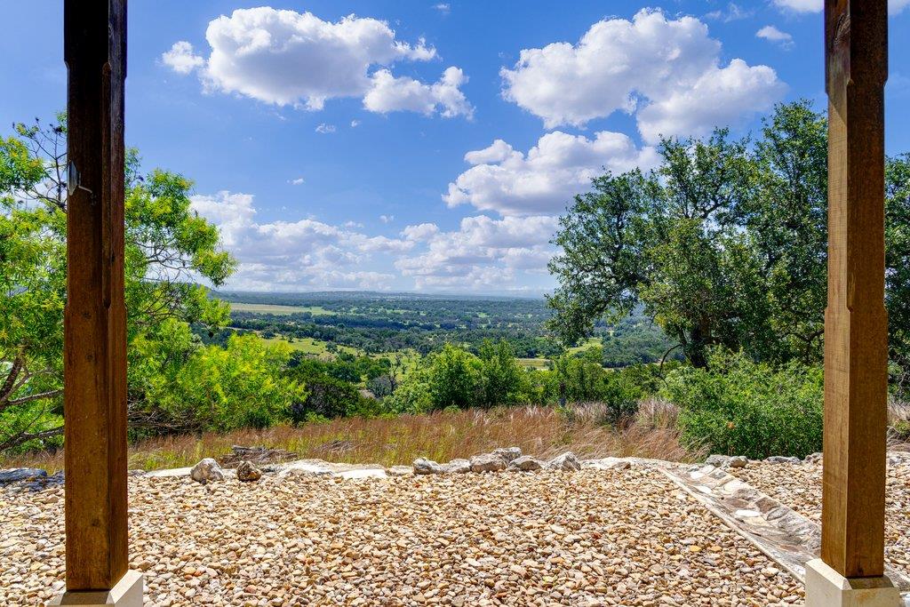 309 Ridgeview Drive Fredericksburg, TX 78624 - Photo 5 of 65