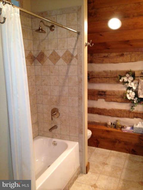 5040 Walnut Grove Road Taneytown, MD 21787 - Photo 8 of 30 Bath