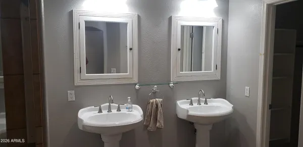 $2,300 | 7141 East Jacob Avenue, Mesa, AZ 85209