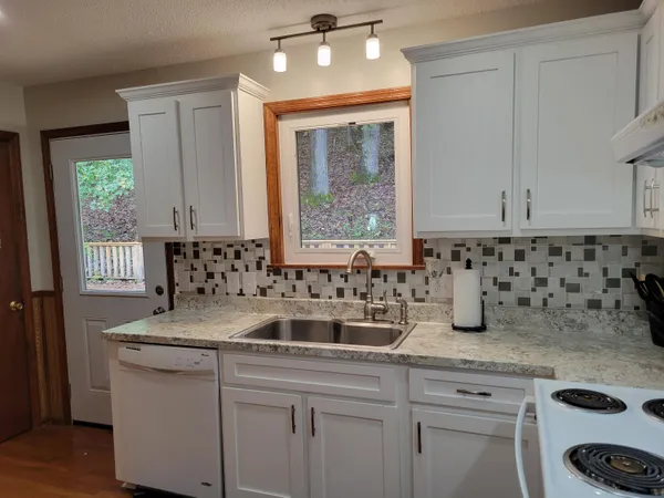 $420,000 | 15 Apache Trail, Kimball, TN 37347