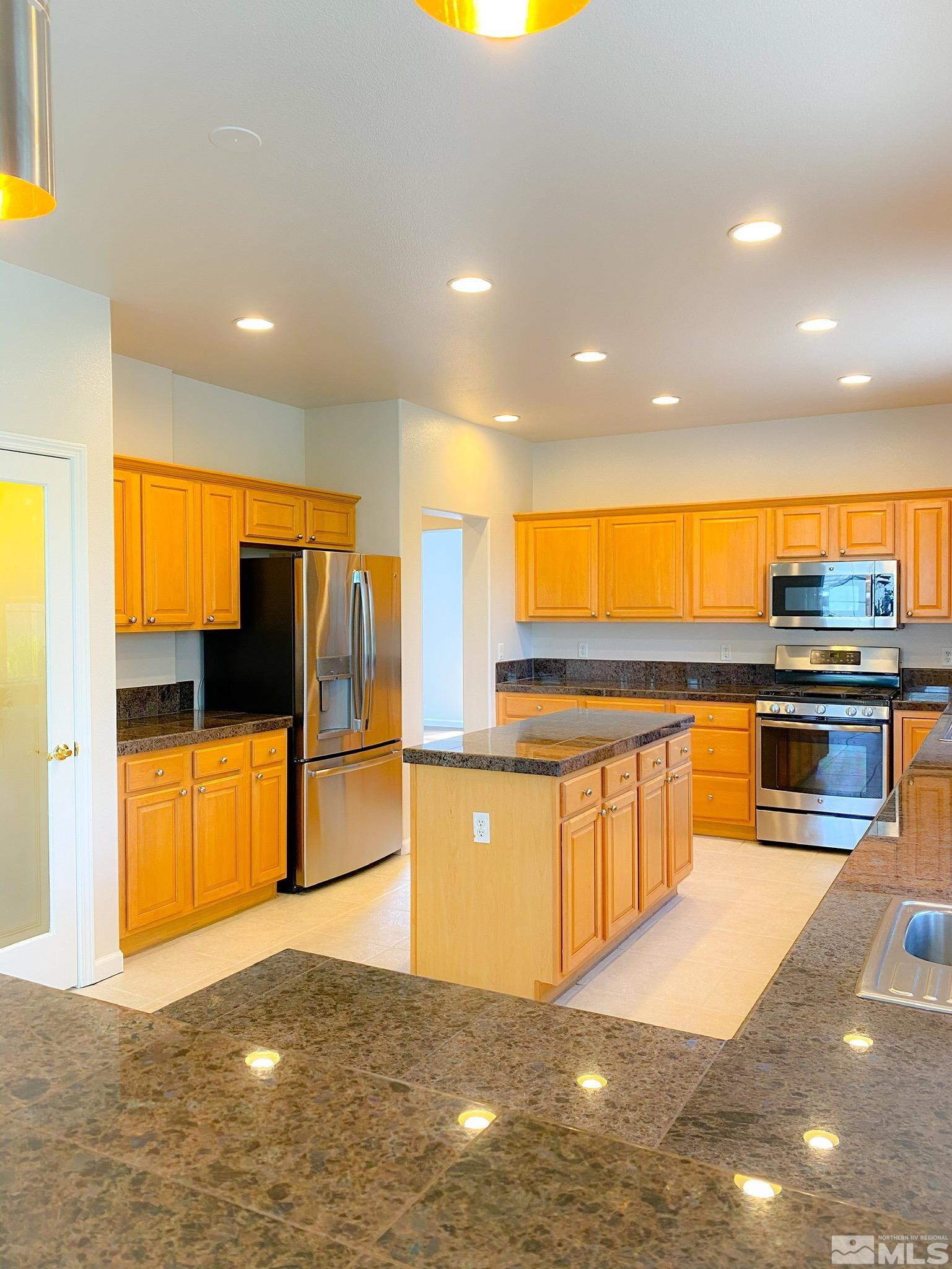 3440 Thornhill Court Reno, NV 89509 - Photo 8 of 22 Photo 8