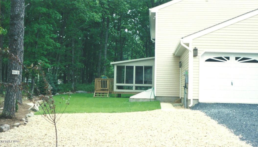 521 Gandolf Road Tamiment, PA 18371 - Photo 4 of 28 Gallery Image 4