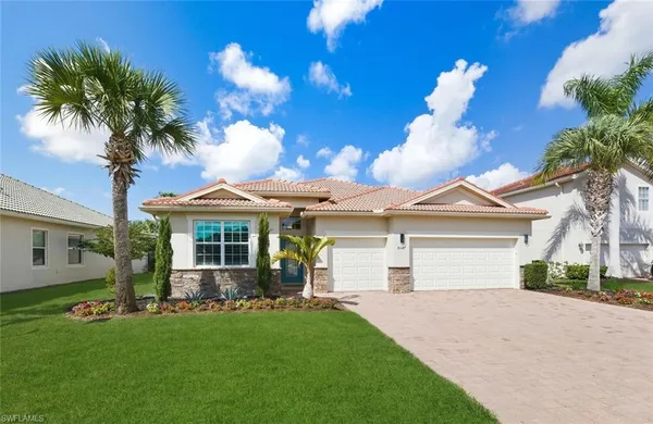 $3,950 | 8047 Princeton Drive, Naples, FL 34104
