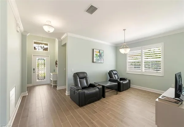$3,950 | 8047 Princeton Drive, Naples, FL 34104