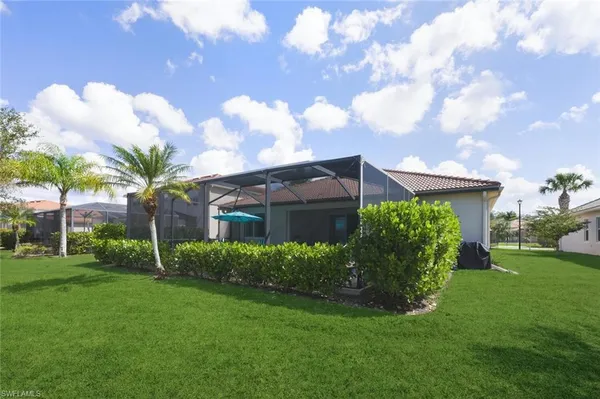 $3,950 | 8047 Princeton Drive, Naples, FL 34104