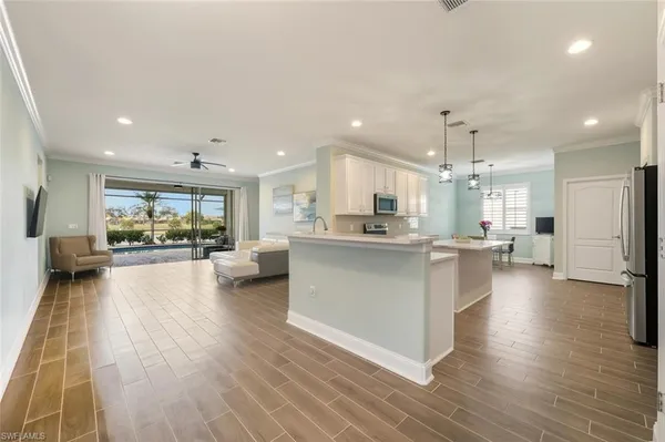 $3,950 | 8047 Princeton Drive, Naples, FL 34104