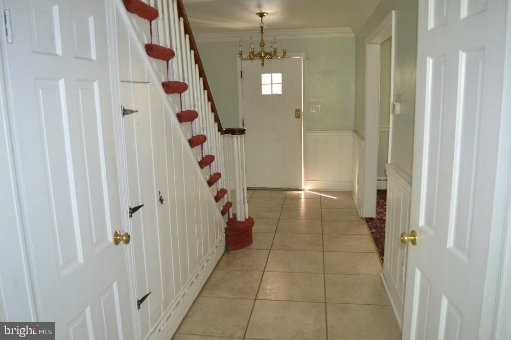 730 Panorama Road Villanova, PA 19085 - Photo 14 of 64 Foyer