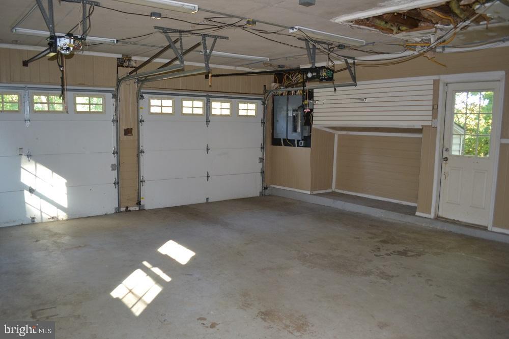 730 Panorama Road Villanova, PA 19085 - Photo 54 of 64 Garage