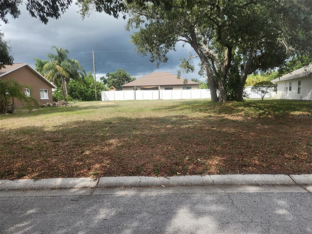 Kenneth Way Tarpon Springs, FL 34689 - Photo 1 of 1