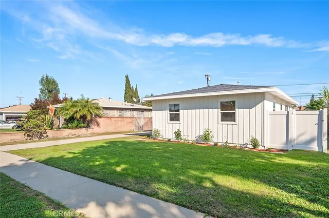 $829,990 | 6324 Johnson, Long Beach, CA 90805