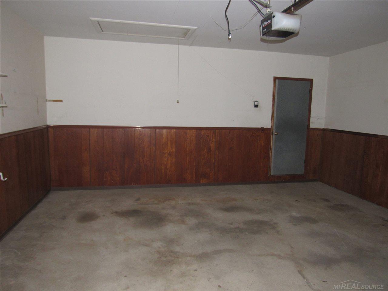 4389 East 12 Mile Road Warren, MI 48092 - Photo 8 of 35