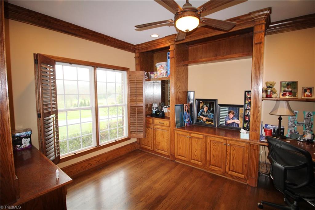 5817 Crutchfield Farm Road Oak Ridge, NC 27310 - Photo 11 of 27