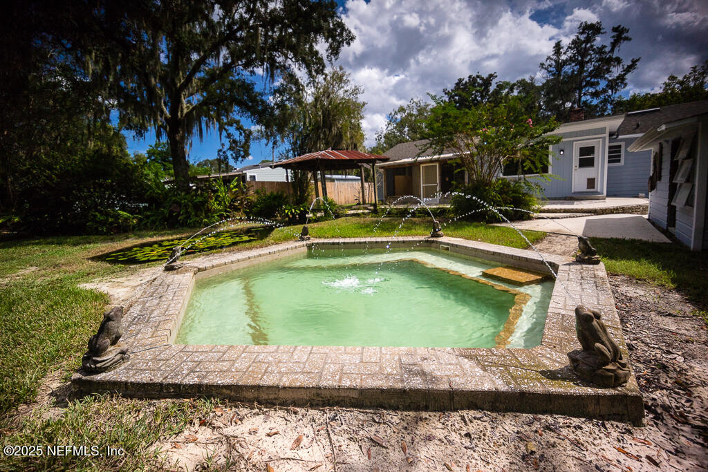 9965 Arnold Road Jacksonville, FL 32246 - Photo 47 of 60 Backyard View 3