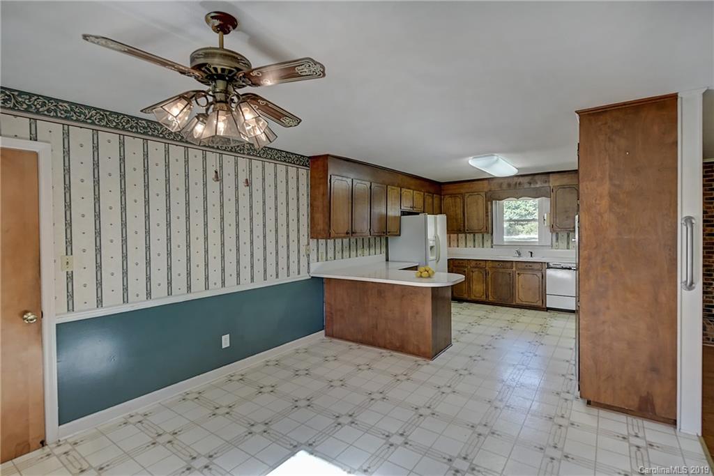 3001 James Hamilton Road Monroe, NC 28110 - Photo 8 of 35 Gallery Image 8