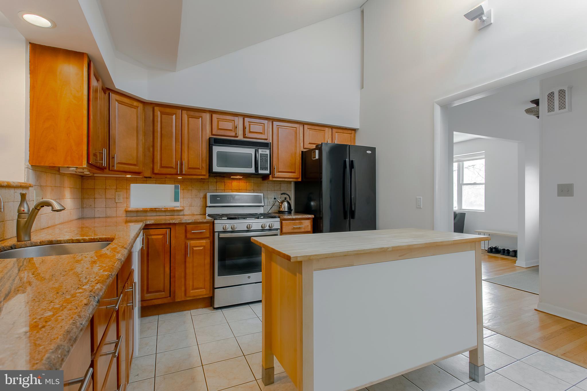 1204 Center Road Havertown, PA 19083 - Photo 6 of 16