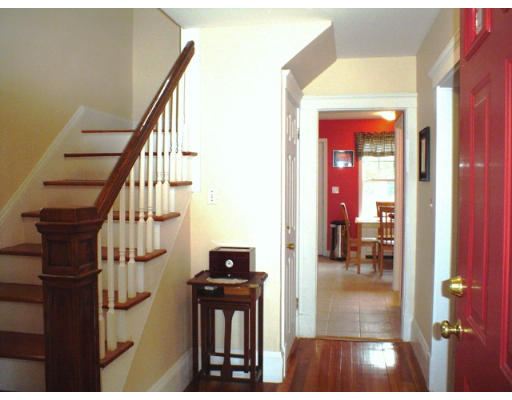 19 Hillview Road Braintree, MA 02184 - Photo 2 of 16 Gallery Image 2