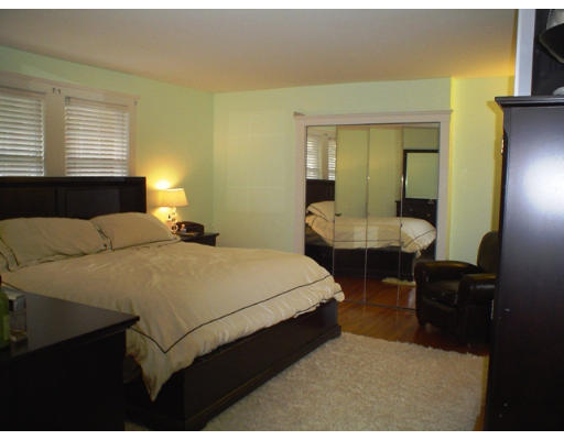 19 Hillview Road Braintree, MA 02184 - Photo 9 of 16 Gallery Image 9