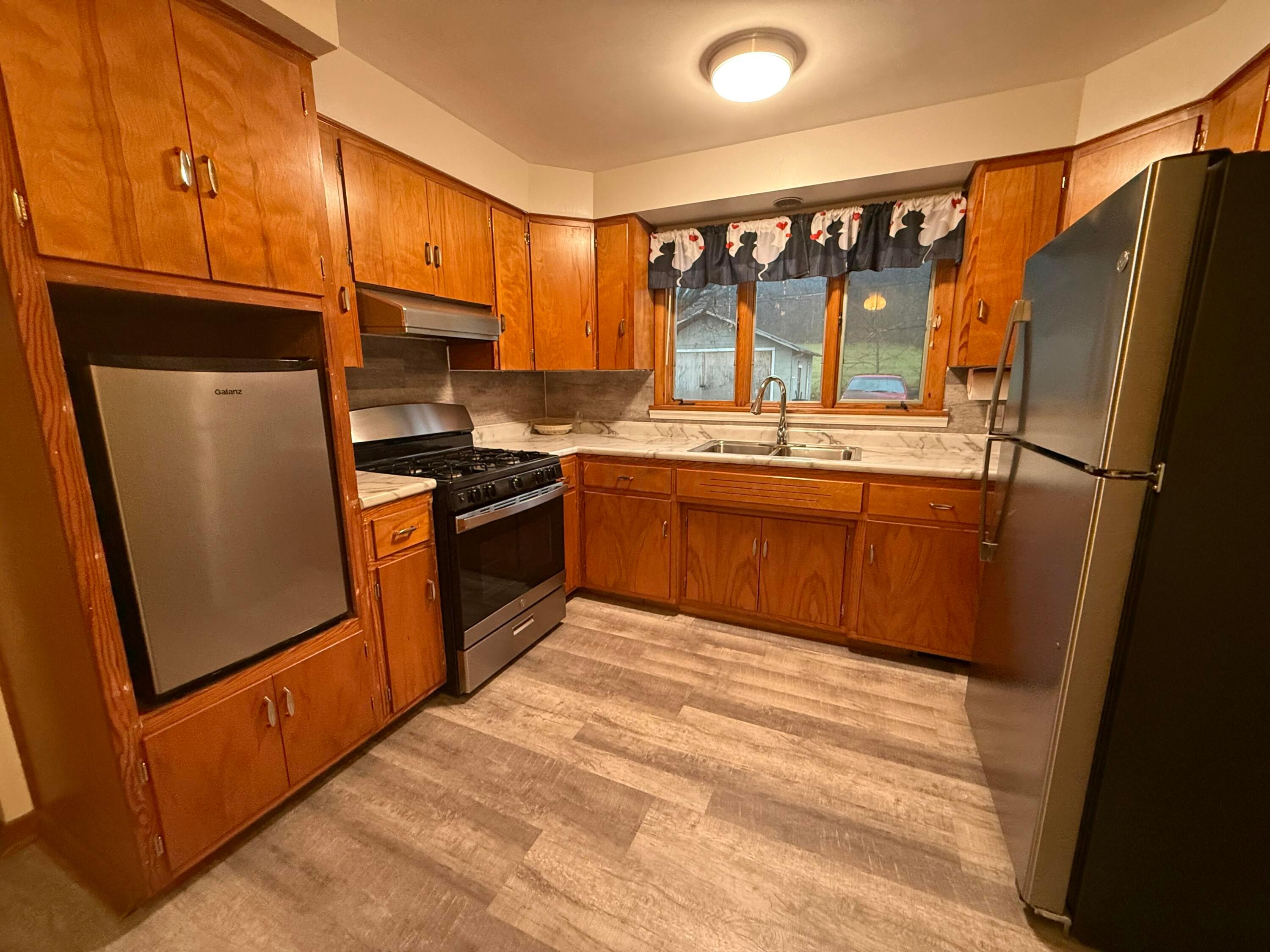 7737 Ceramic Road Roseville, OH 43777 - Photo 11 of 23 tempImageXYqpXb