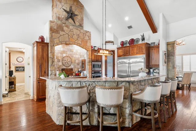 $2,350,000 | 819 County Road 356, Adkins, TX 78101