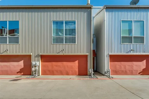 $579,500 | 4213 Dickason Avenue, Unit 9, Dallas, TX 75219