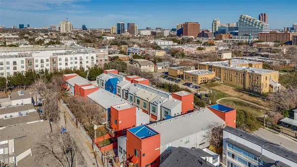 a picture of city view