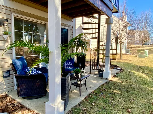 a view of yard with patio