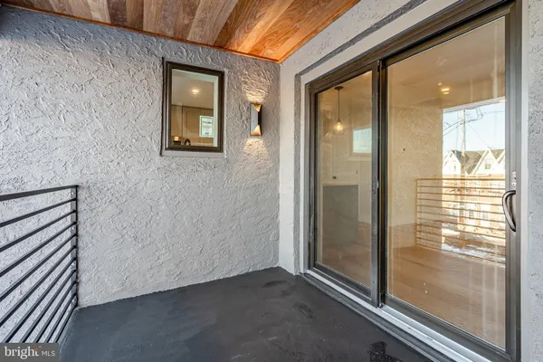 $2,295 | 530 Washington Avenue, Unit 2, Phoenixville, PA 19460