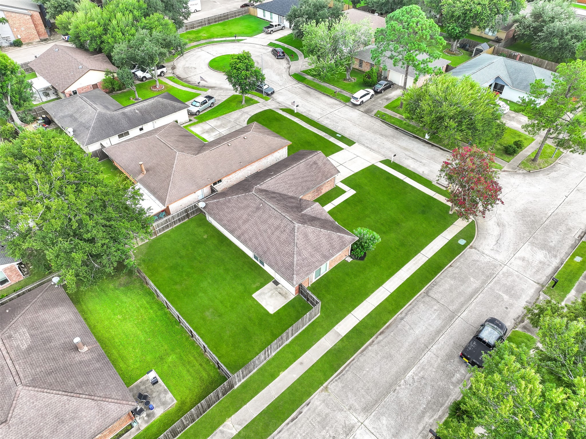 2414 Heather Ridge Court Webster, TX 77598 - Photo 23 of 25