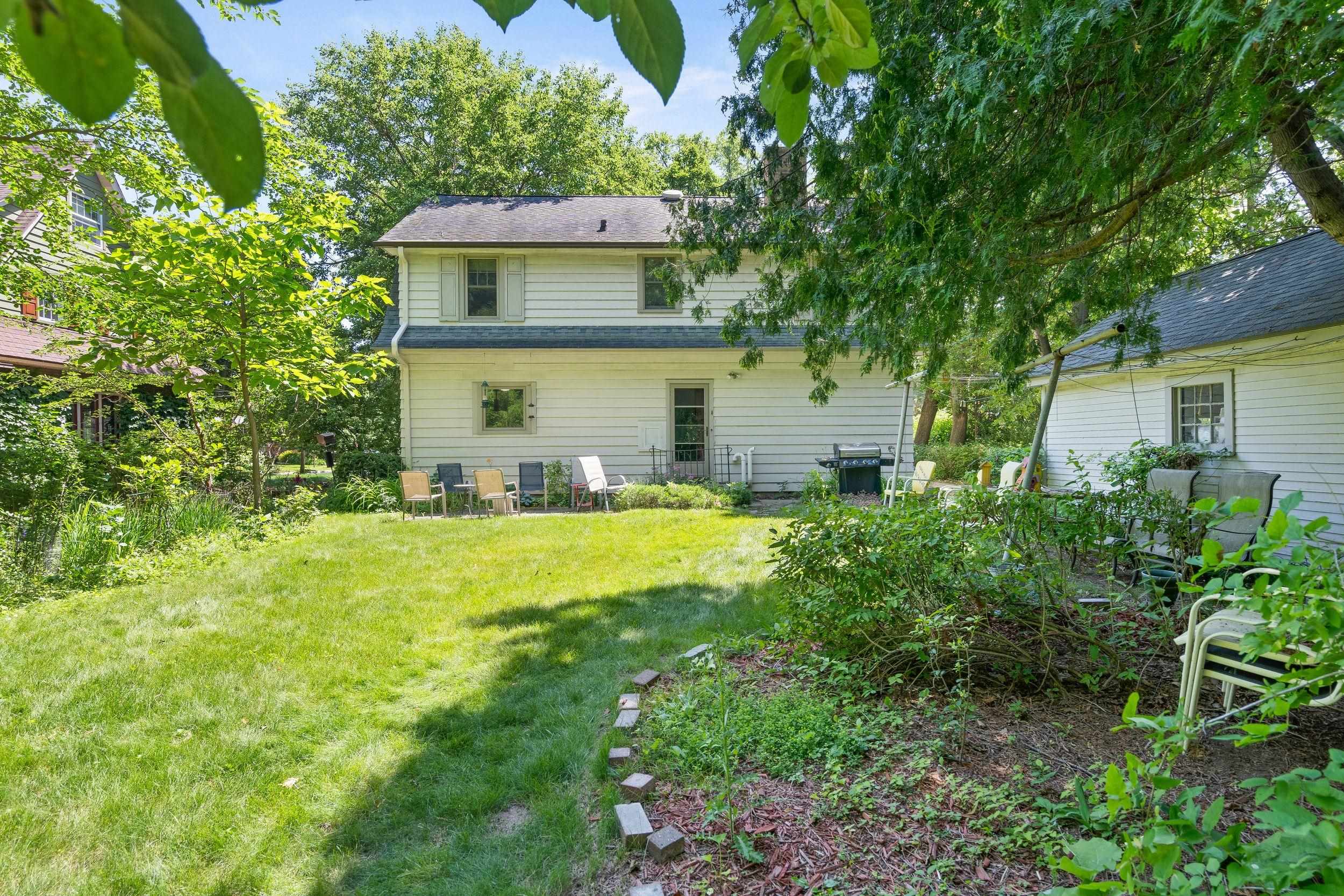 932 East Commercial Street Appleton, WI 54911 - Photo 26 of 49