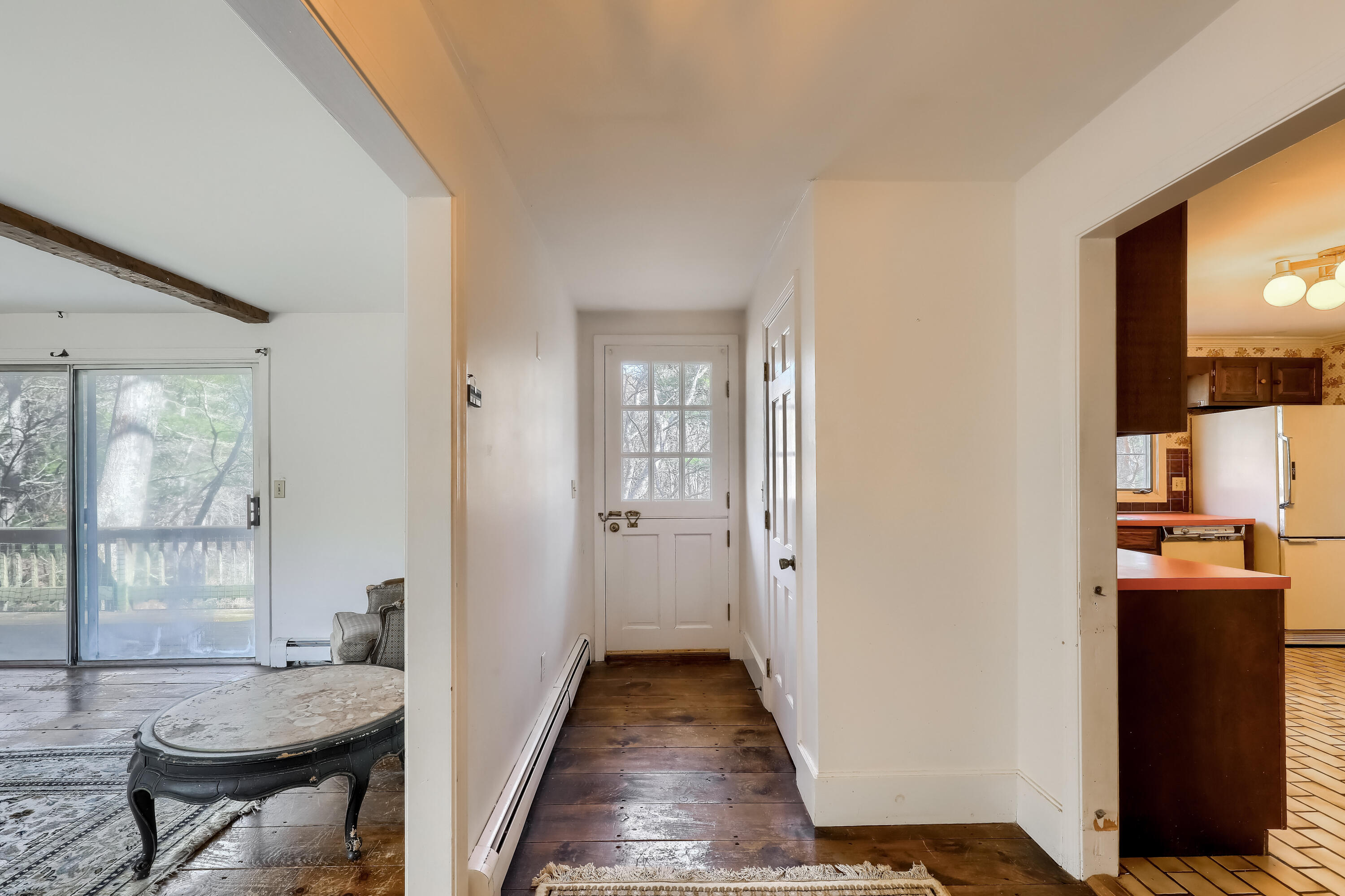 588 Bumps River Road Osterville, MA 02655 - Photo 3 of 38 01_Living_Room_IMG_9545