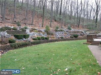 589 Church Lane Road Reading, PA 19606 - Photo 4 of 12