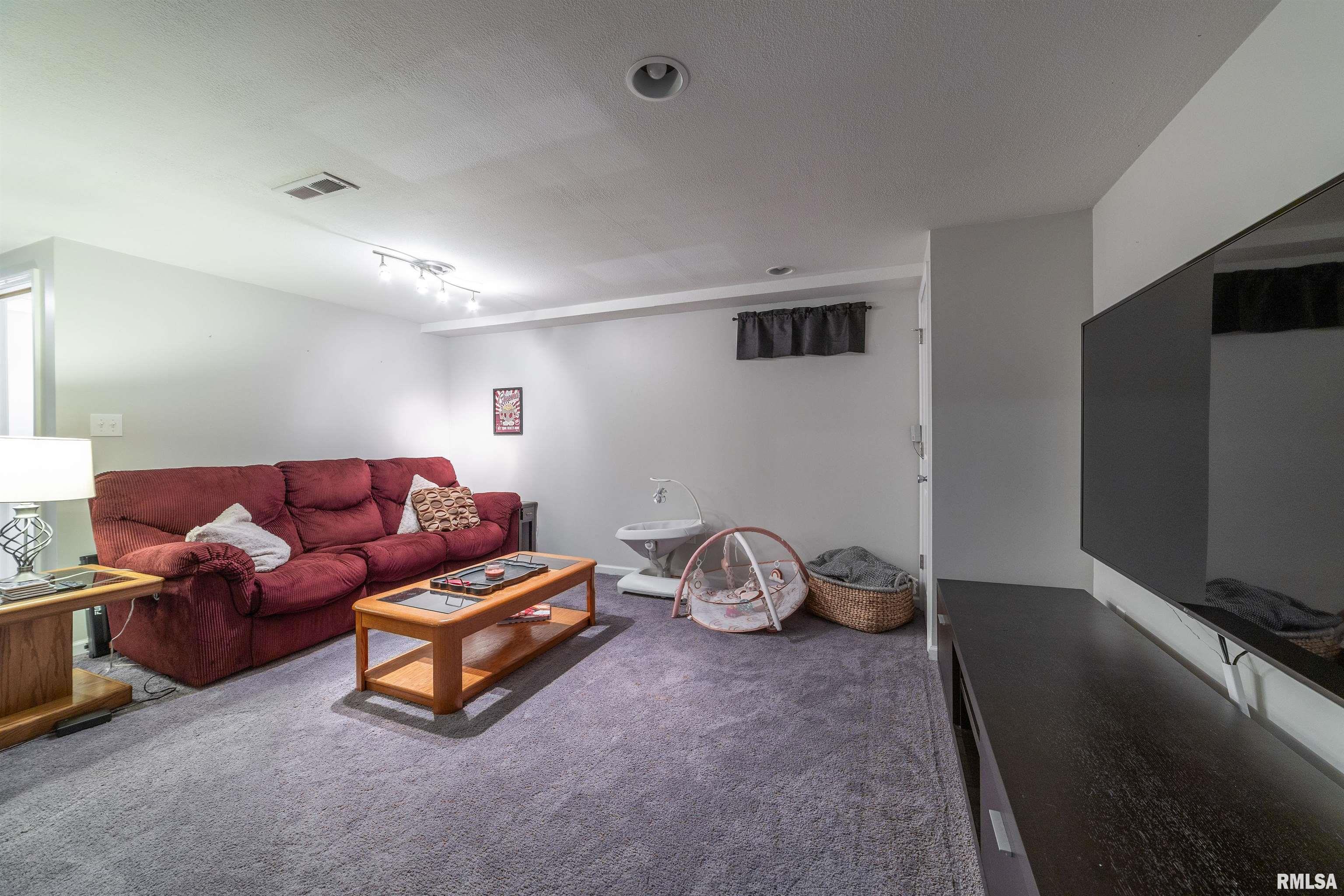 207 North 25th Street Quincy, IL 62301 - Photo 18 of 23