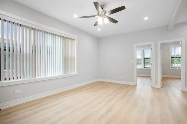 $2,375 | 7427 North Clark Street, Unit 3, Chicago, IL 60626