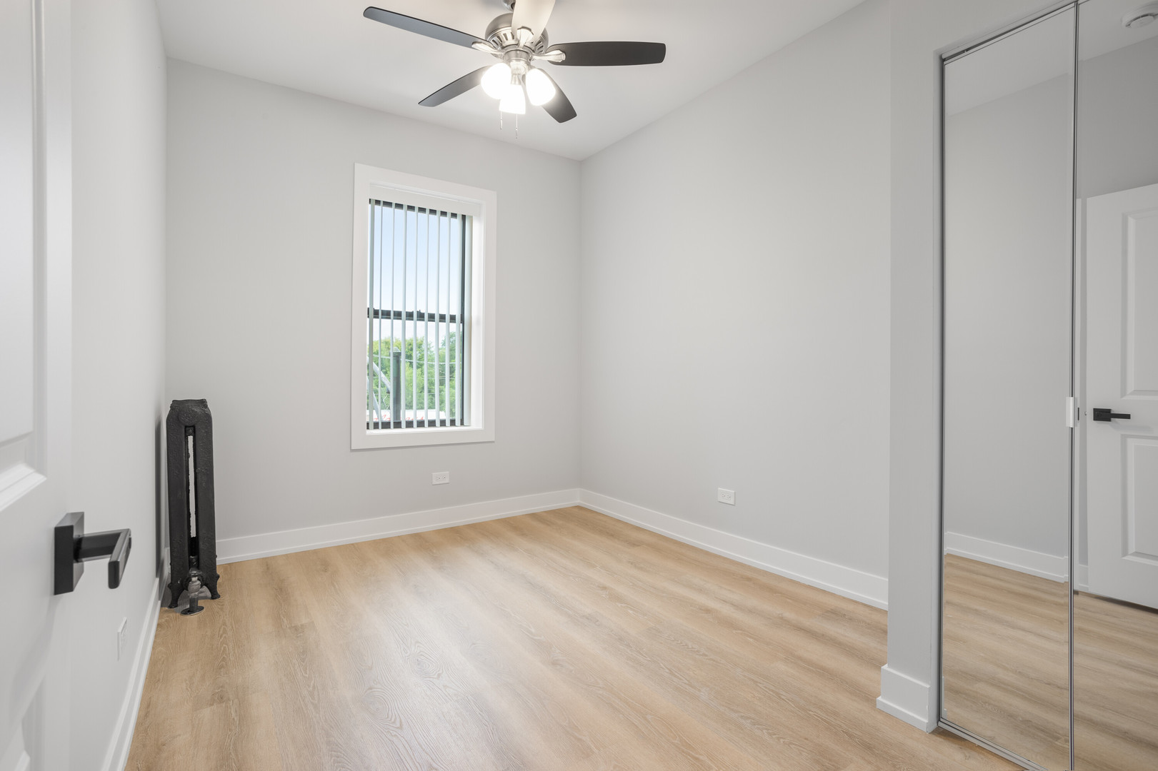 7427 North Clark Street, Unit 3 Chicago, IL 60626 - Photo 9 of 15