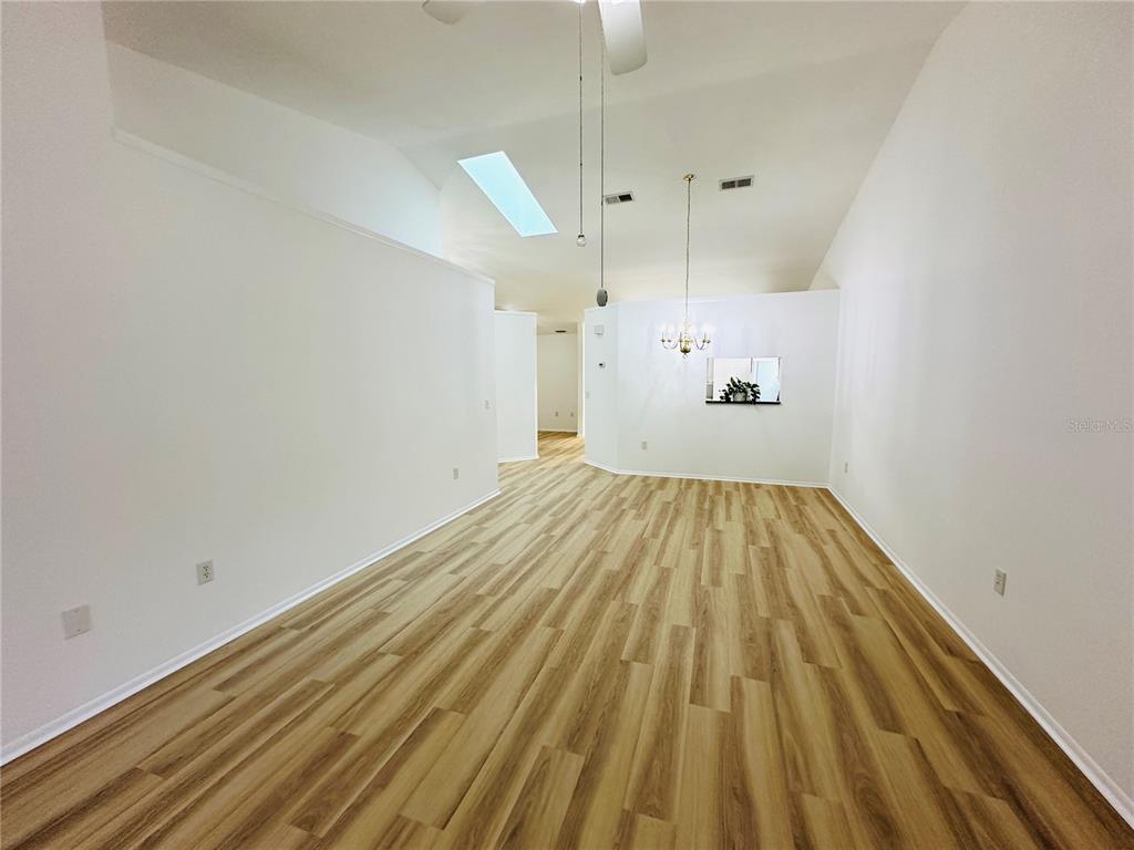 525 Oak Terrace, Unit 121 Altamonte Springs, FL 32701 - Photo 7 of 51