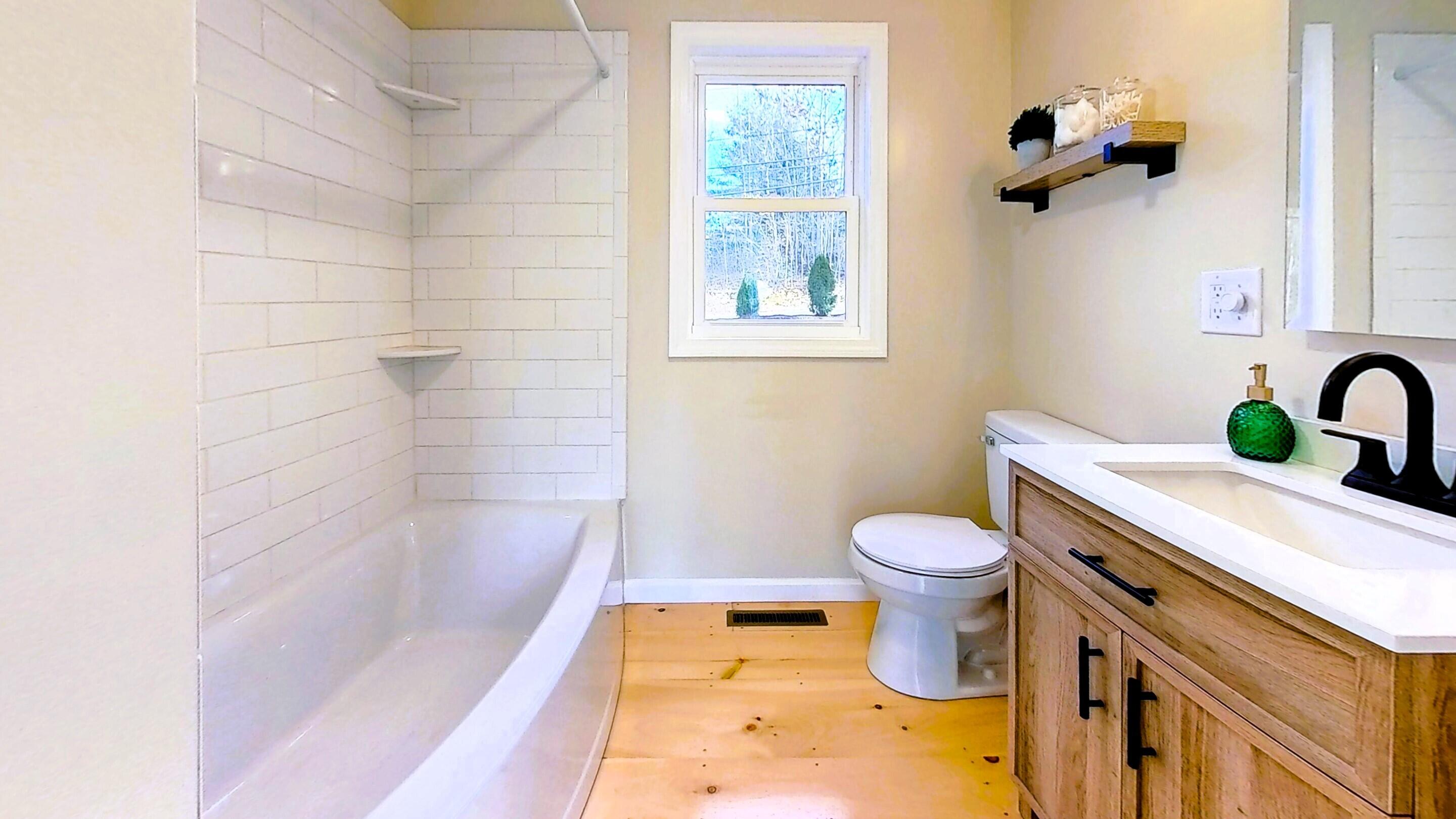 2177 Friendship Road Waldoboro, ME 04572 - Photo 21 of 31 First floor bathroom